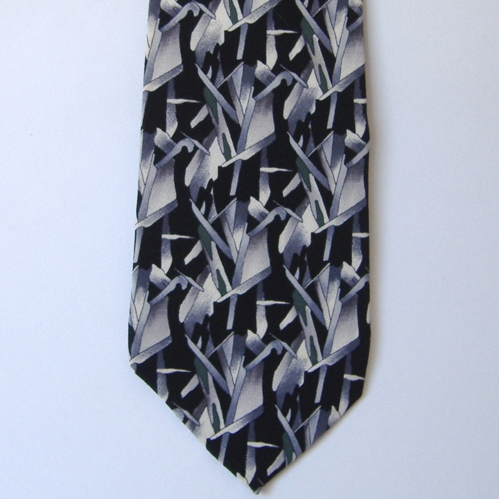 Cocktail Collection Martini Neck Tie 100% Silk Grey Black White Abstract Pattern